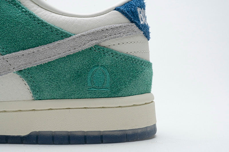 Nike Kasina x Dunk Low 'Road Sign' - Gem Lux