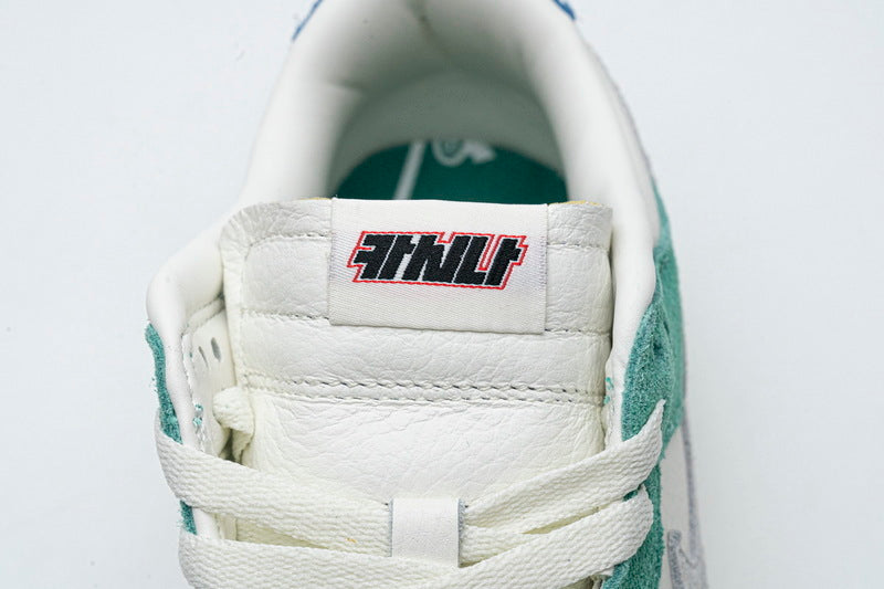 Nike Kasina x Dunk Low 'Road Sign' - Gem Lux