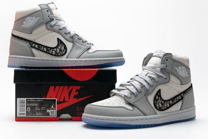 Air Jordan 1 High OG 'White Wolf Grey' - Luxury and Style Combined
