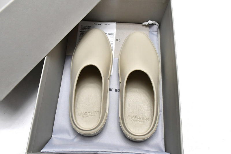 FEAR OF GOD The California Slip-On ‘Almond‘ - Gem Lux