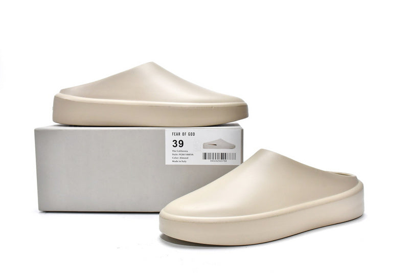 FEAR OF GOD The California Slip-On ‘Almond‘ - Gem Lux