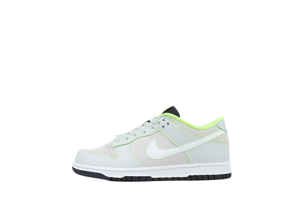 Dunk Low 'University of Oregon PE' Exclusive Sneakers
