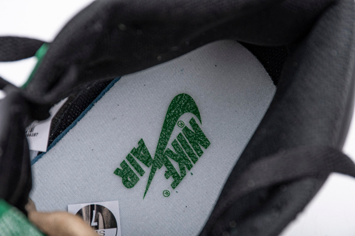 Air Jordan 1 Retro High OG 'Pine Green' – Bold and Versatile