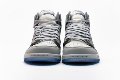 Air Jordan 1 High OG 'White Wolf Grey' - Luxury and Style Combined