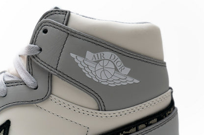 Air Jordan 1 High OG 'White Wolf Grey' - Luxury and Style Combined